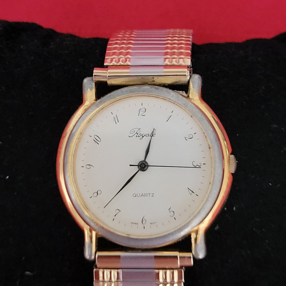 VINTAGE 1980'S, ROYALE WRIST WATCH!!!